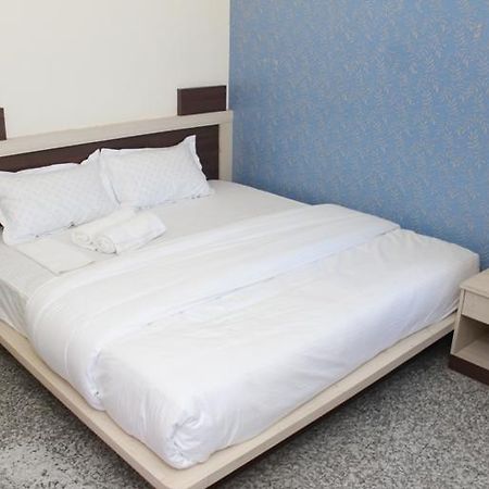 Hotel Pink Shark Sikar Exterior foto