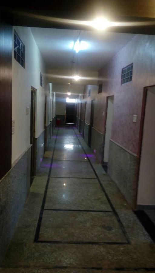 Hotel Pink Shark Sikar Exterior foto